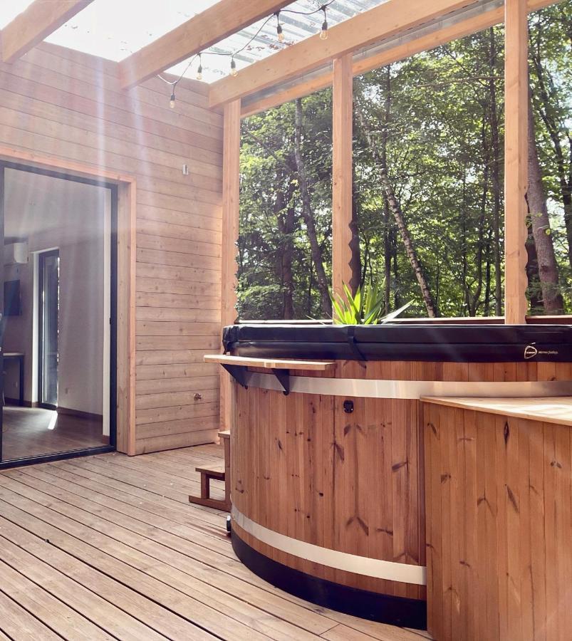 Madame Imagine, Lodges & Spa エピナル エクステリア 写真